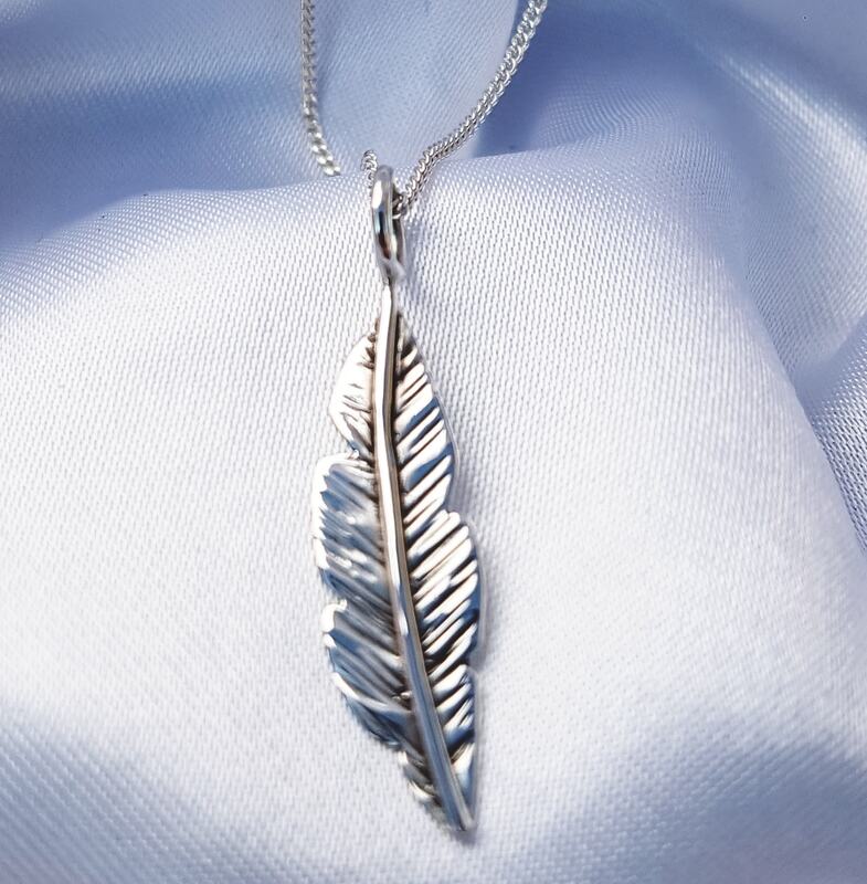 Necklaces - Silvershimmer - Irresistible handmade jewellery!